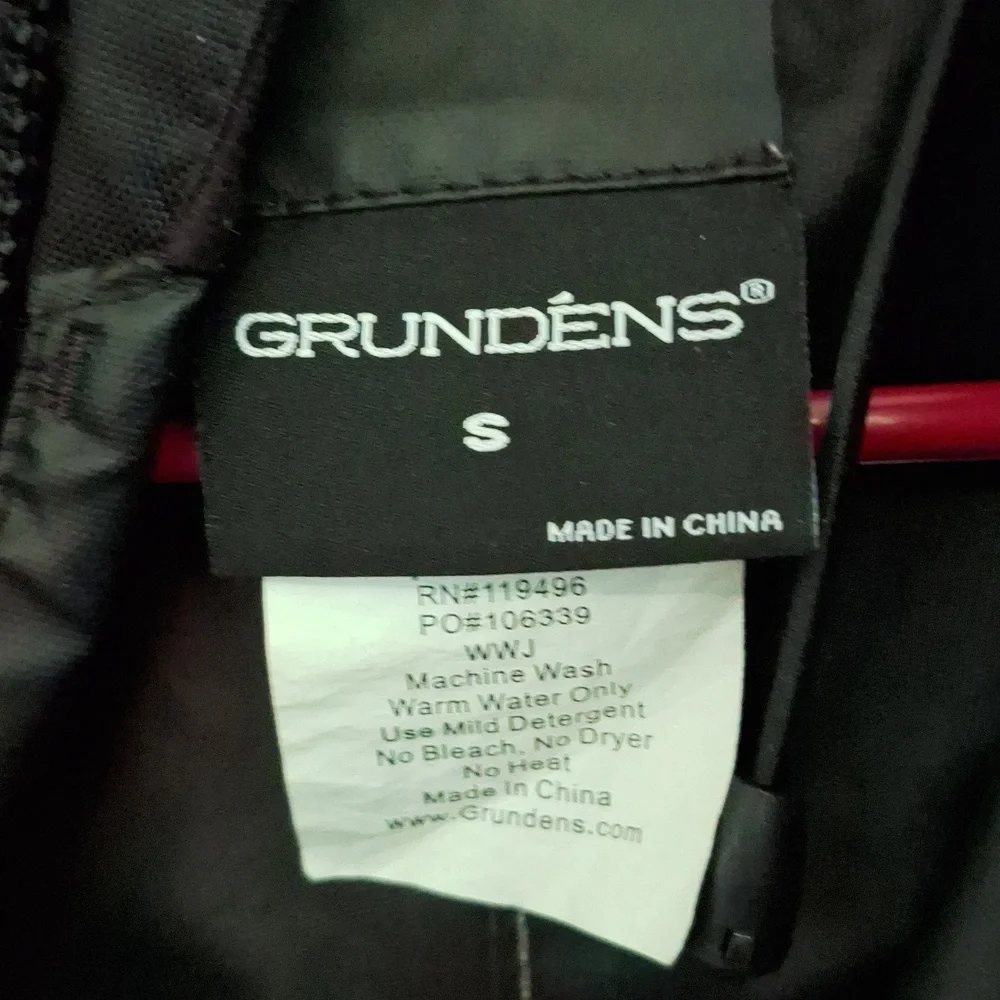 Grundens waterproof jacket - Picture 2 of 2